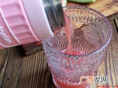 西瓜切开太生了怎么办的具体操作步骤 西瓜切开太生了怎么办