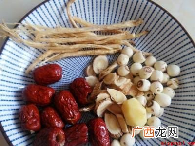 公鸡汤怎么炖好喝又营养
