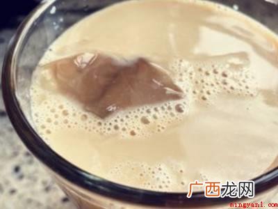 自己冲黑咖啡加纯牛奶怎么冲