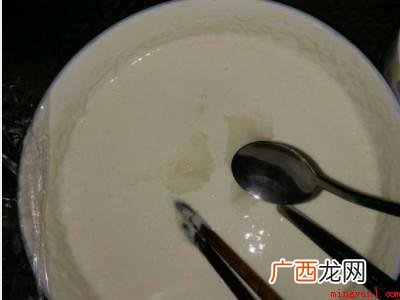酥头令怎么发面的具体操作步骤 酥头令怎么发面