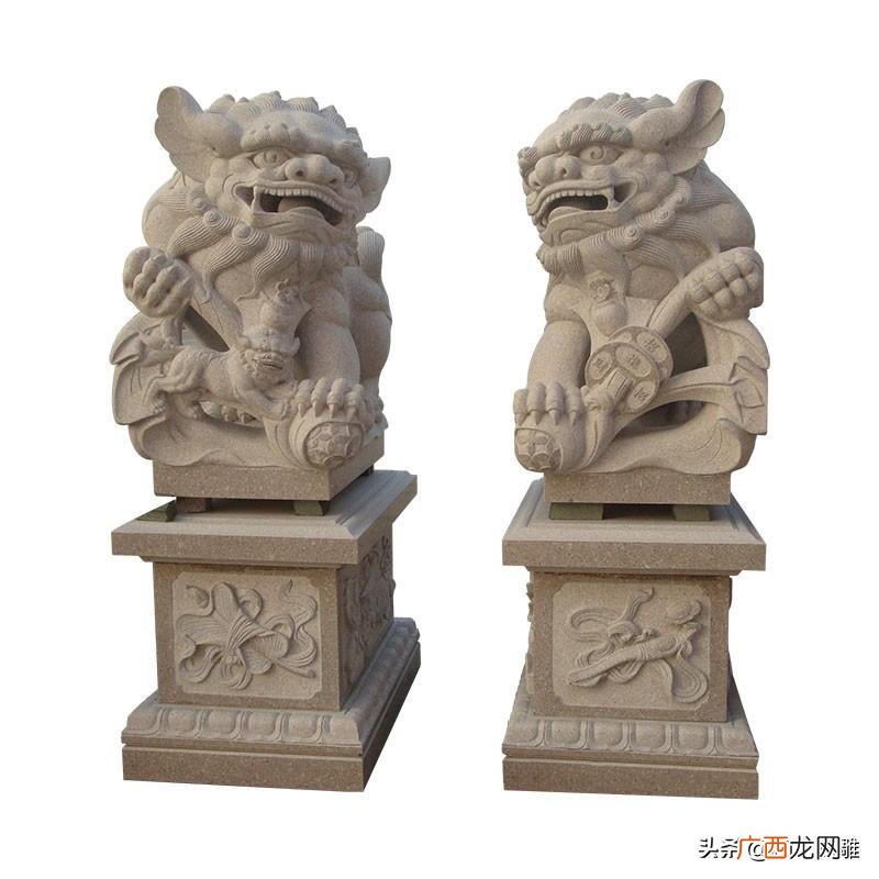 家门口摆放石狮的讲究与说法 一般人家能放石狮子吗