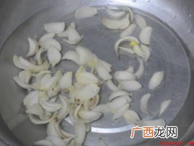 莲子老了以后怎么处理的具体操作步骤 莲子老了以后怎么处理