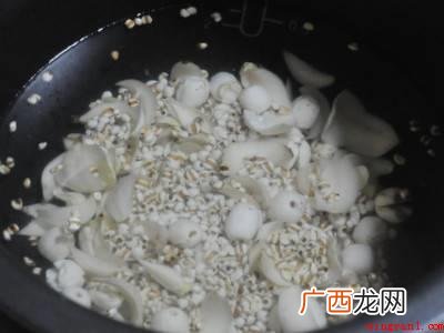 莲子老了以后怎么处理的具体操作步骤 莲子老了以后怎么处理