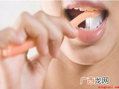 正确刷牙齿的方法的具体操作步骤 正确刷牙齿的方法