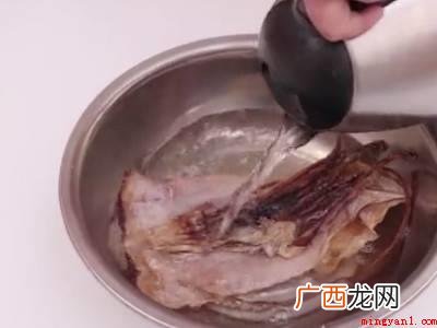 鱿鱼干怎么泡发的具体操作步骤 鱿鱼干怎么泡发