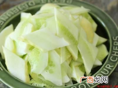 老黄瓜怎么吃的具体操作步骤 老黄瓜怎么吃