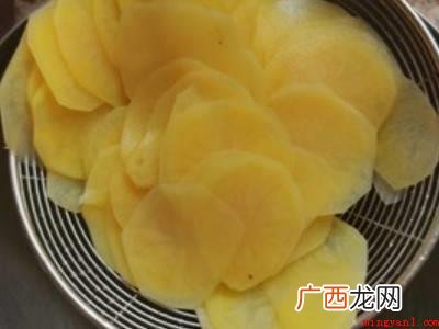空气炸锅怎样炸薯片的操作步骤 空气炸锅怎样炸薯片