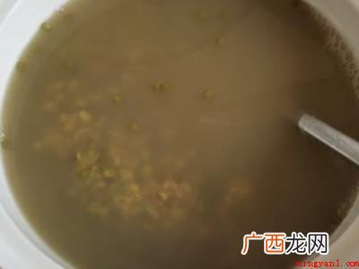 绿豆粥怎么煮才是绿色的 绿豆粥怎么煮才是绿色
