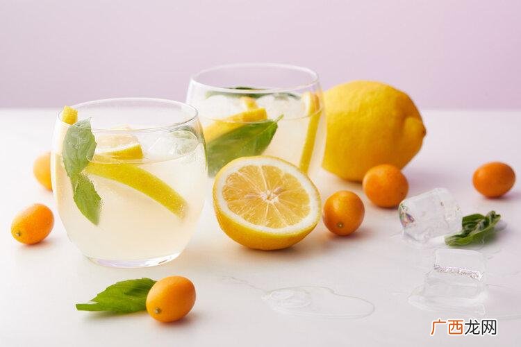 喝柠檬水的4大禁忌 喝柠檬水有什么好处