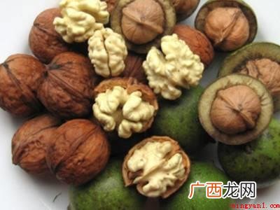 鲜核桃怎么去青皮快的具体操作步骤 鲜核桃怎么去青皮快