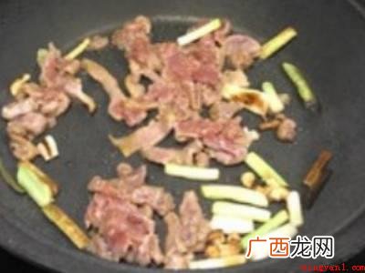 长蘑菇怎么炒好吃的具体操作步骤 长蘑菇怎么炒好吃