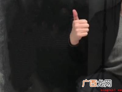 浴室玻璃污垢怎样清洗的具体操作步骤 浴室玻璃污垢怎样清洗