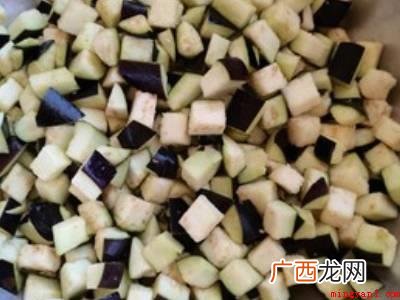 茄子素包子怎么做才好吃的具体操作步骤 茄子素包子怎么做才好吃