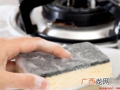小苏打清洁厨房小妙招的具体操作步骤 小苏打清洁厨房小妙招
