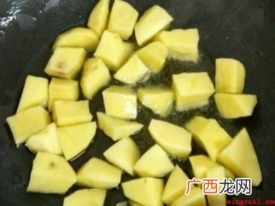 土豆块怎么炸才会酥脆的具体操作步骤 土豆块怎么炸才会酥脆