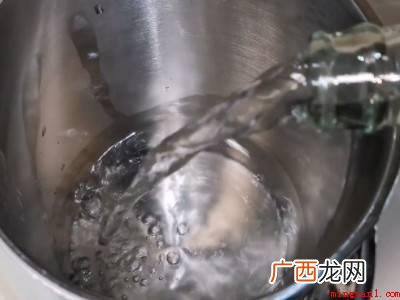 水壶水垢如何快速去除