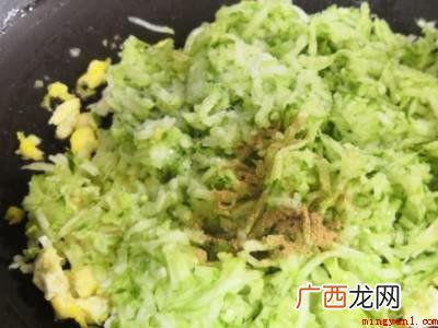 黄瓜馅怎么调好吃的具体操作步骤 黄瓜馅怎么调好吃