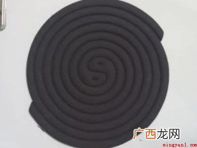 葡萄招的小飞虫怎么消灭