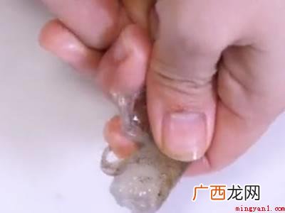 活虾怎样剥壳好剥的具体操作步骤 活虾怎样剥壳好剥