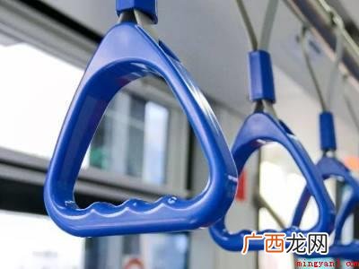 有轨电车怎么乘坐的具体操作步骤 有轨电车怎么乘坐