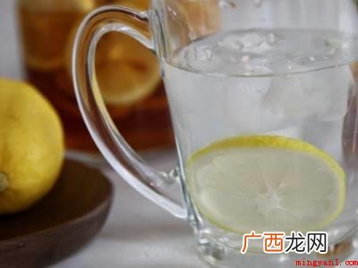 柠檬水怎么泡不苦的具体操作步骤 柠檬水怎么泡不苦