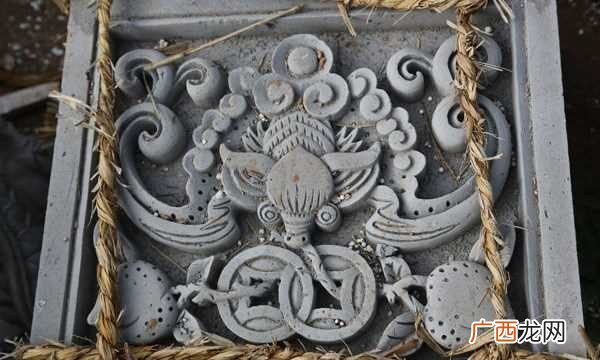 古代建筑上雕有蝙蝠原因 建筑上雕刻蝙蝠的寓意是什么意思