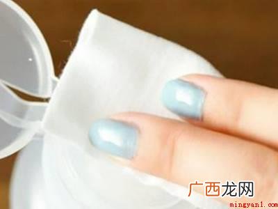 手上粘了502胶水怎样洗的掉