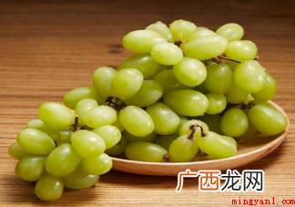 青提有哪些功效与作用 哪些人不宜吃青提 青提有哪些功效与作用