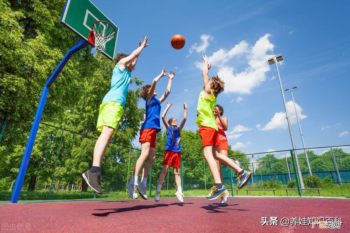 小朋友学篮球锻炼哪些能力 打篮球对孩子的好处有哪些