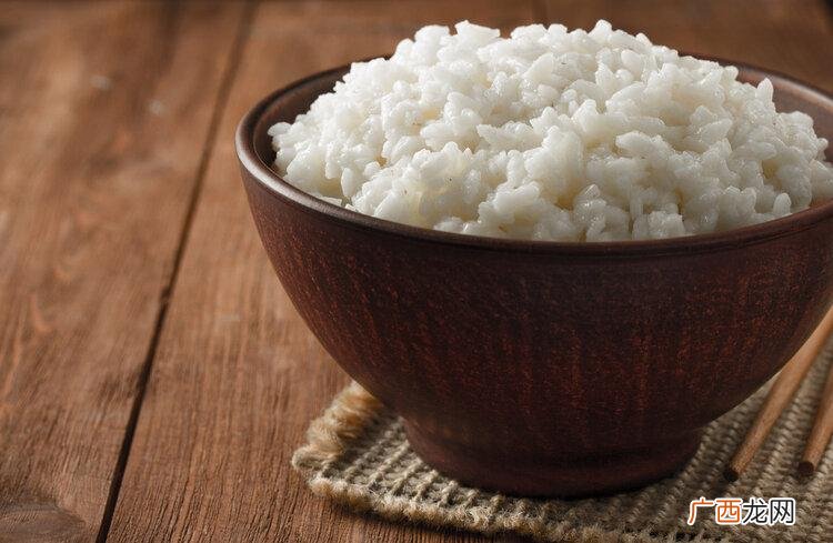 些食物属于碳水化合物 米饭是碳水化合物吗