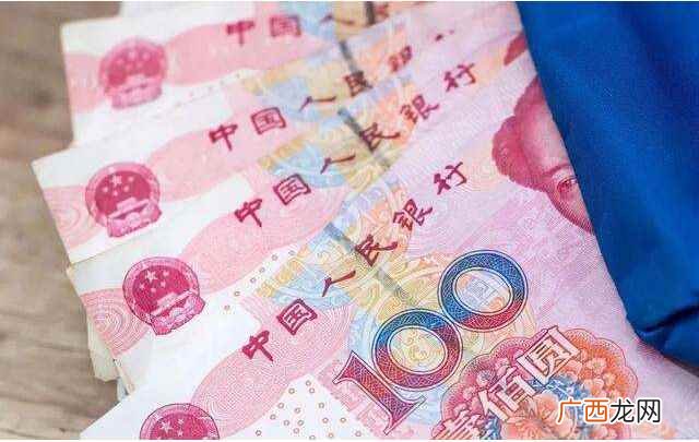 人民币100元的重量大约为1 一亿有多重