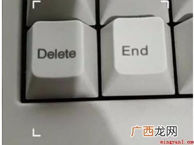 演示机型:Iphone 12 手机qq扫一扫在哪里