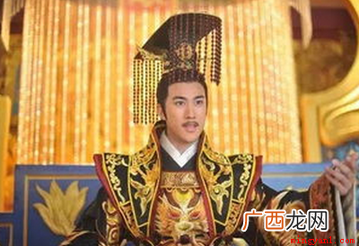 683年驾崩,年五十五岁,葬于乾陵,庙号高宗,谥号天皇大帝 李治当了多少年皇帝？