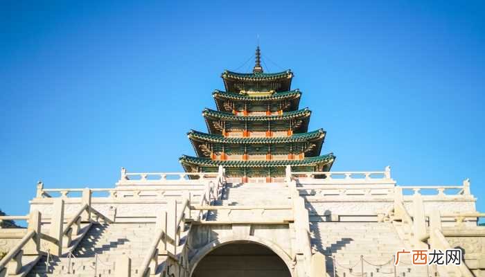 韩国传统建筑模式建造青瓦台 韩国青瓦台是什么地方