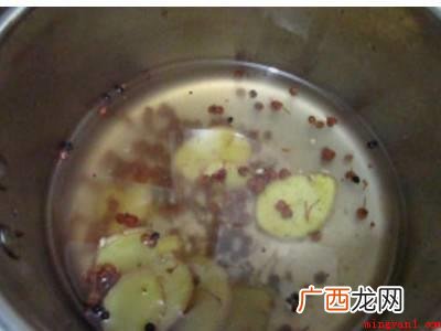 新鲜辣椒怎样泡才好吃的详细操作 新鲜辣椒怎样泡才好吃