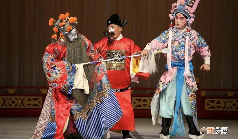 京剧是哪个地方什么时候发展起来的 京剧的起源