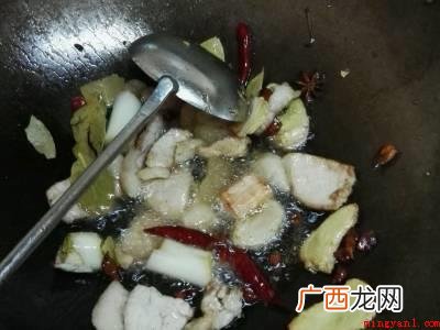 鲢鳙怎么做才好吃的具体操作步骤 鲢鳙怎么做才好吃