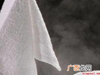 怎么把冰块弄出来的具体操作步骤 怎么把冰块弄出来