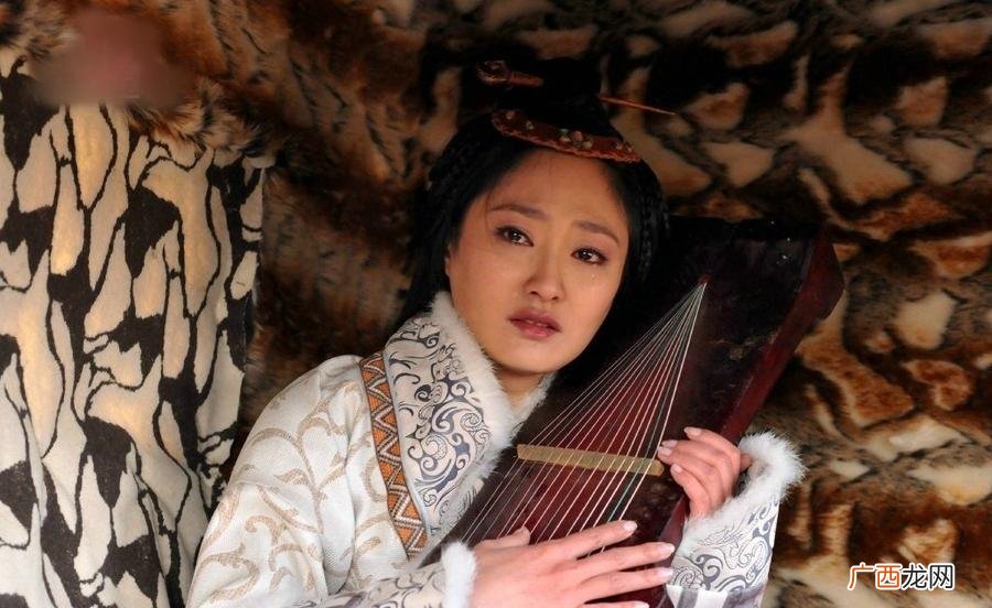 蔡文姬是什么历史人物 蔡文姬和曹操的关系是什么