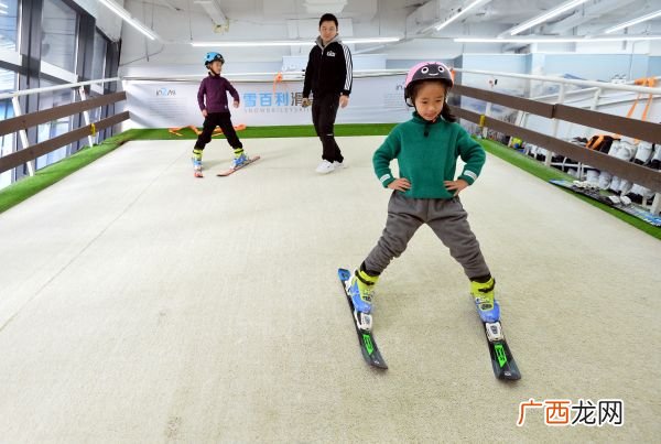 室内滑雪机训练效果如何 滑雪机学会了能上真雪吗