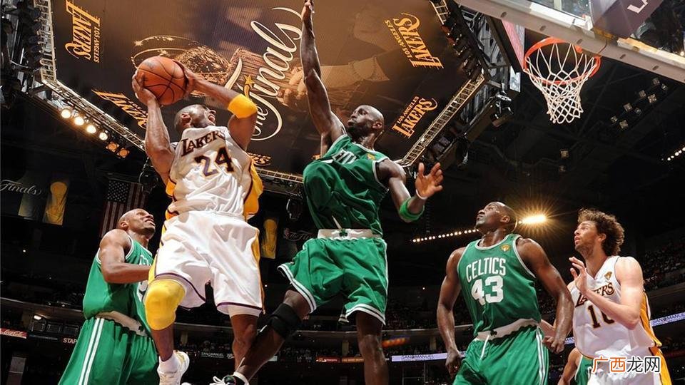 关于NBA总冠军的六个纪录 nba总冠军奖杯分别花落谁家