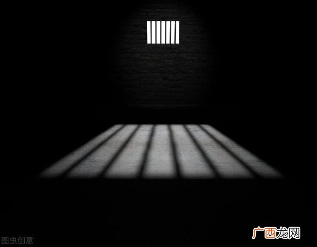 褚时健为什么被抓？ 褚时健因为什么进去的