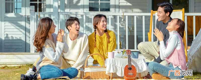 唠嗑和聊天的区别