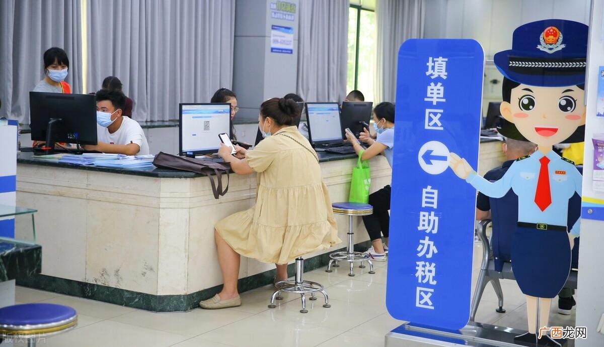公务员原来每天都做这些工作内容 公务员干什么工作