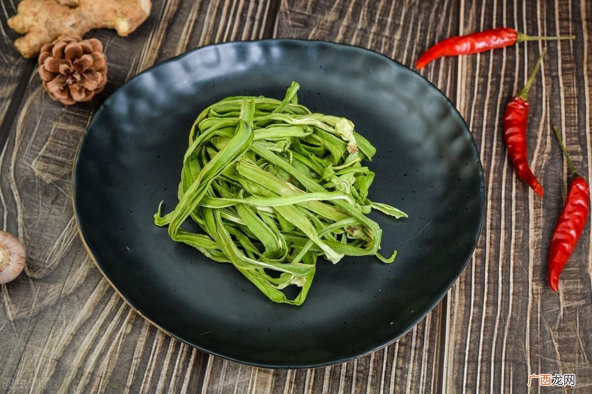 贡菜是不是莴笋晒干的贡菜怎么晒干 贡菜是不是莴笋晒干的