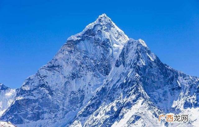 地球山峰高度不过万米 为什么地球上的山不会超过两万米
