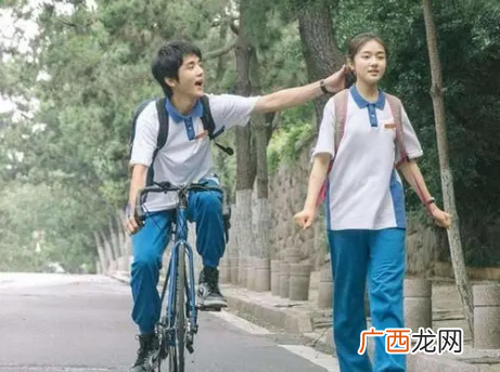 正确引导初中早恋孩子 初中生早恋家长应该怎么沟通引导