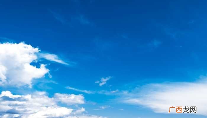 大气对太阳光的散射作用 天空为什么是蓝色