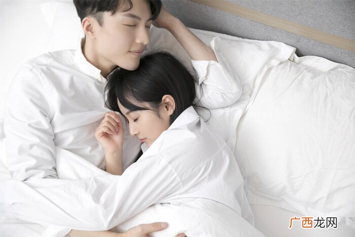 怎么幽默表达我想你了 高情商的女人表达想念的方法