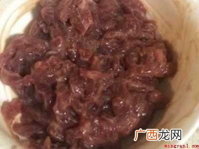 牛柳搭配什么蔬菜炒的具体操作步骤 牛柳搭配什么蔬菜炒